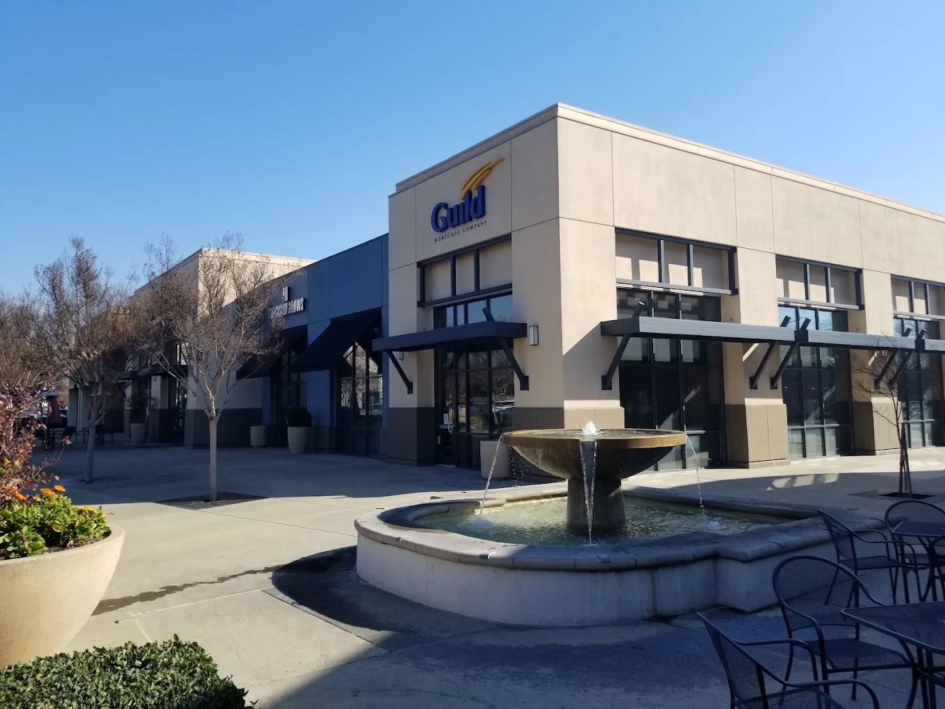 Pool Cleaning Service in Elk Grove, CA